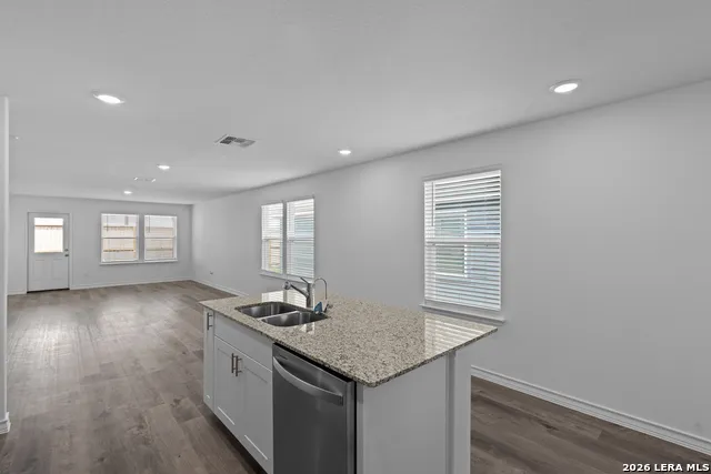 441 Raven Row Marion, TX 78124