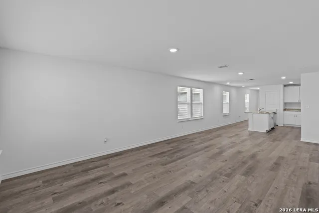 441 Raven Row Marion, TX 78124