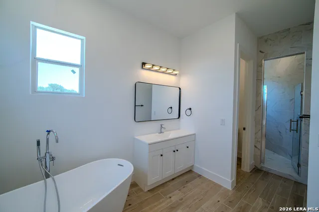 109 W Eli Chandler Blanco, TX 78606