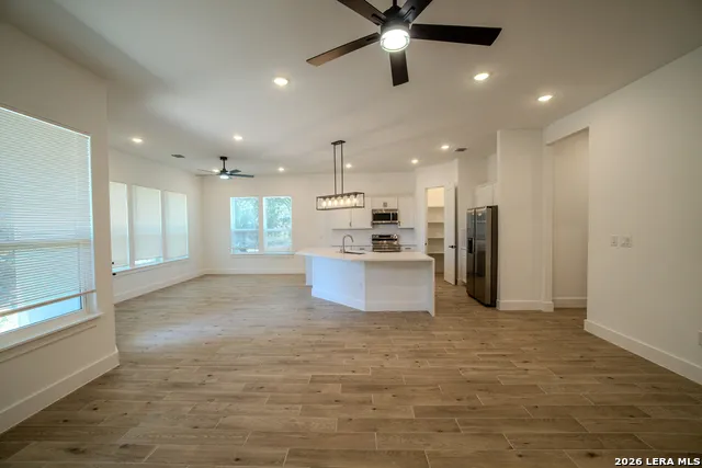 109 W Eli Chandler Blanco, TX 78606
