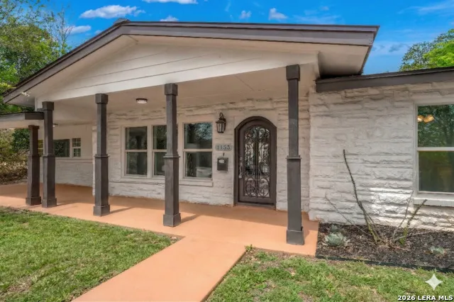 1153 GARRATY RD Terrell Hills, TX 78209