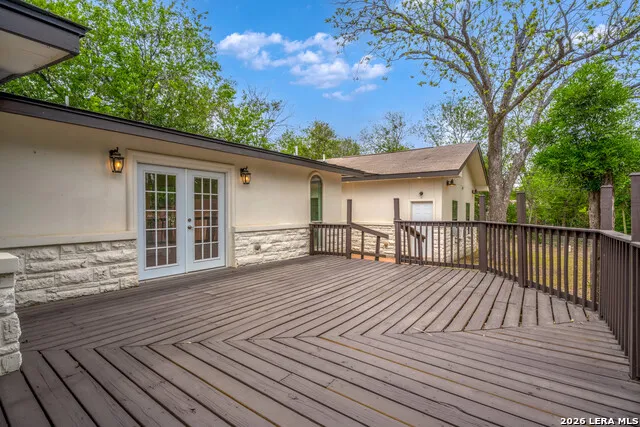 1153 GARRATY RD Terrell Hills, TX 78209