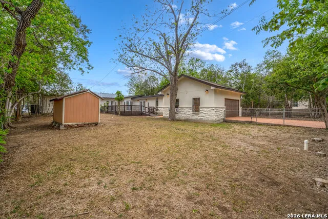 1153 GARRATY RD Terrell Hills, TX 78209