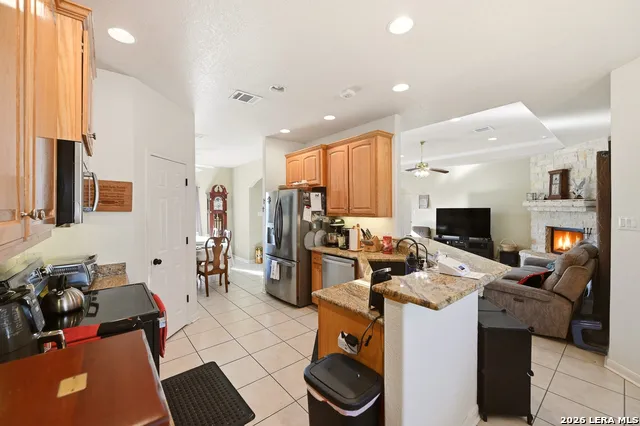 528 Jacobs La Vernia, TX 78121