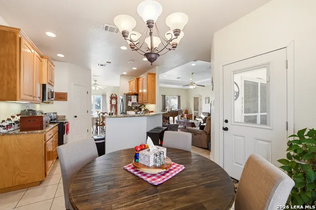 528 Jacobs La Vernia, TX 78121
