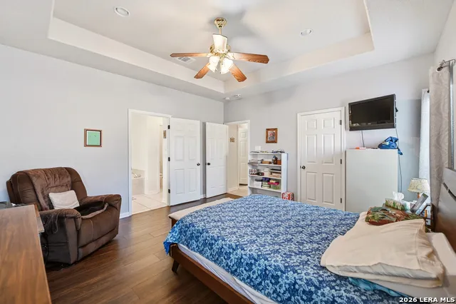 528 Jacobs La Vernia, TX 78121