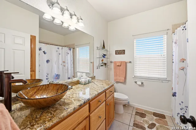 528 Jacobs La Vernia, TX 78121