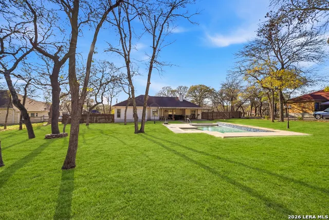 528 Jacobs La Vernia, TX 78121