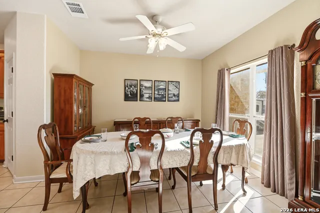 528 Jacobs La Vernia, TX 78121