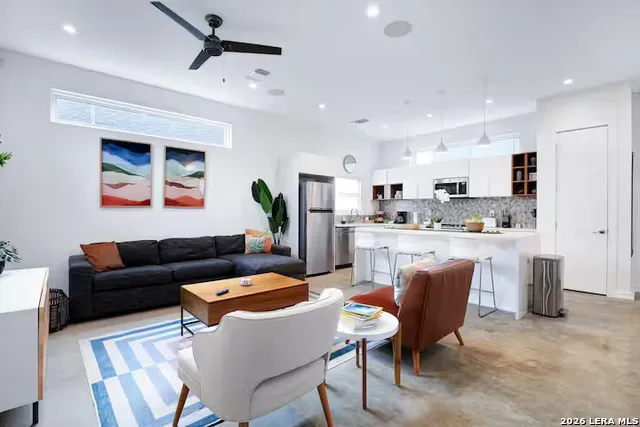 1138 Gibbs #101 Unit 101 San Antonio, TX 78202