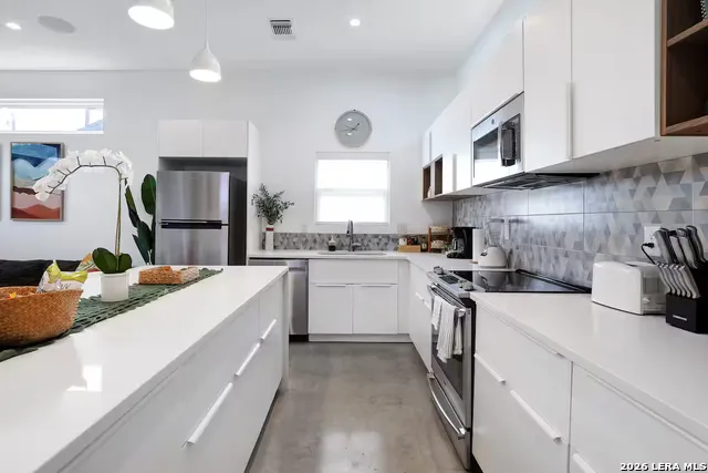 1138 Gibbs #101 Unit 101 San Antonio, TX 78202