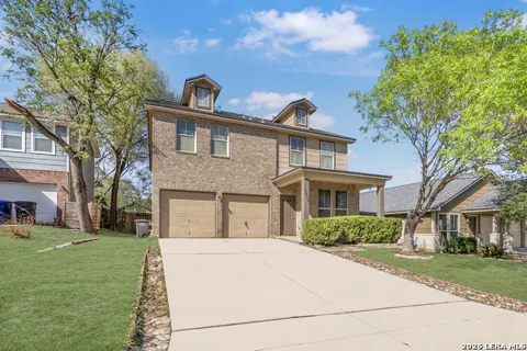 8635 Sunny Oaks