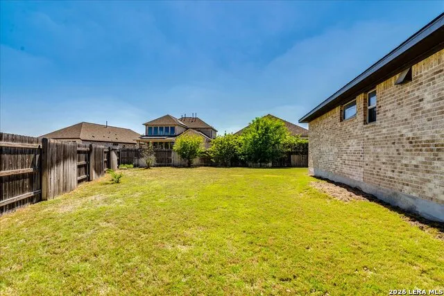 712 Coyote Creek Kyle, TX 78640
