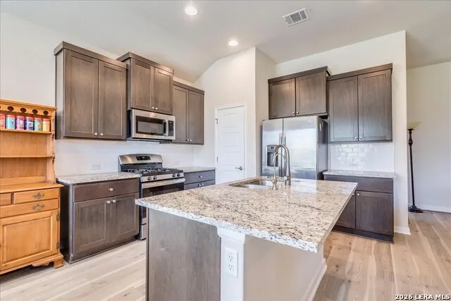 712 Coyote Creek Kyle, TX 78640