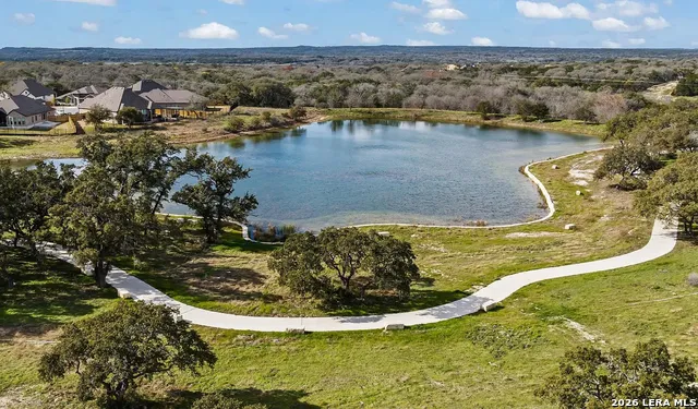 712 Coyote Creek Kyle, TX 78640