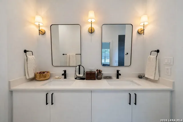 5 Cripple Creek Court Wimberley, TX 78676