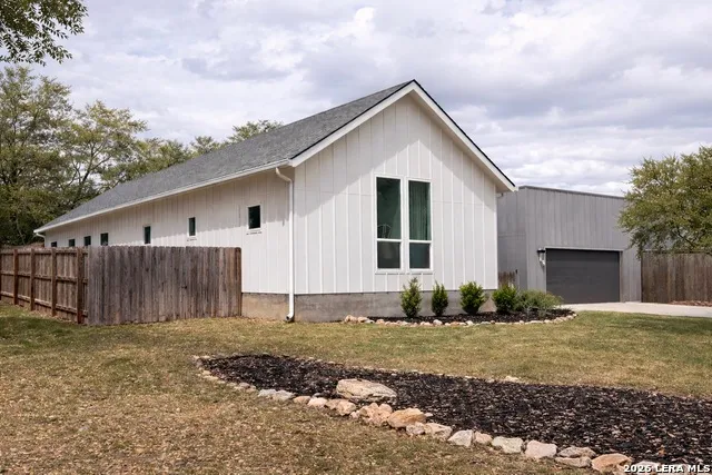 5 Cripple Creek Court Wimberley, TX 78676