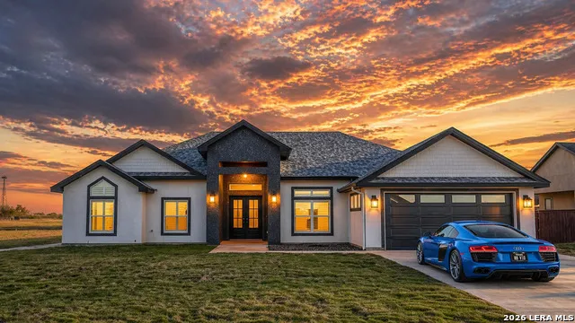 14 Hope Place Uvalde, TX 78801