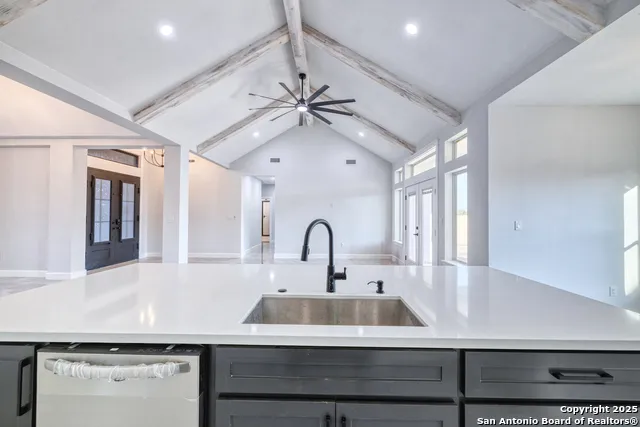 14 Hope Place Uvalde, TX 78801