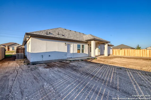14 Hope Place Uvalde, TX 78801