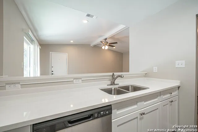 7814 Oak Forest Live Oak, TX 78233