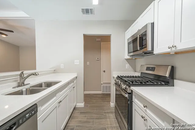 7814 Oak Forest Live Oak, TX 78233
