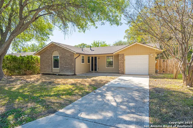 7814 Oak Forest Live Oak, TX 78233