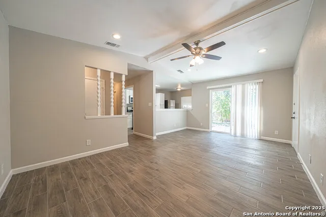 7814 Oak Forest Live Oak, TX 78233