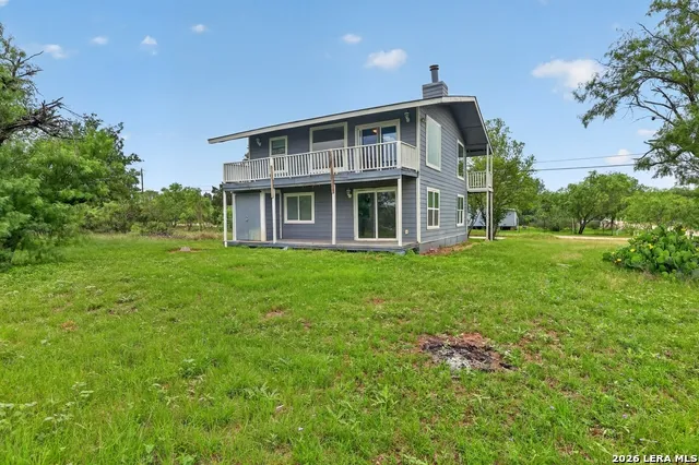 414 MEDINA DR Bandera, TX 78003