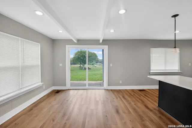 414 MEDINA DR Bandera, TX 78003