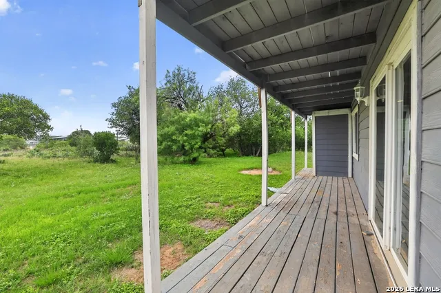 414 MEDINA DR Bandera, TX 78003