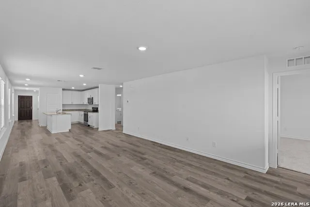 4117 LAZY LILY DR Seguin, TX 78155