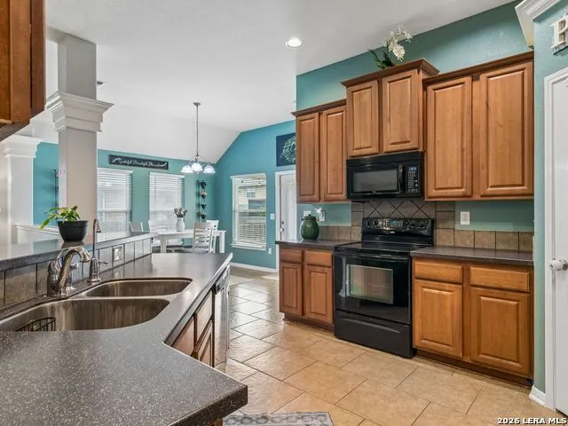 224 Fritz Way Cibolo, TX 78108