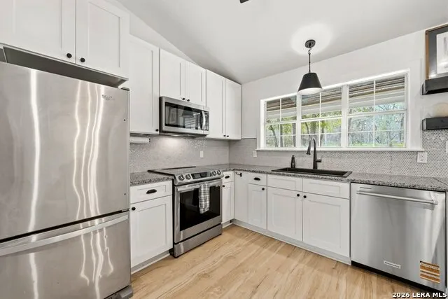 601 VALLEY VIEW WEST RD San Marcos, TX 78666