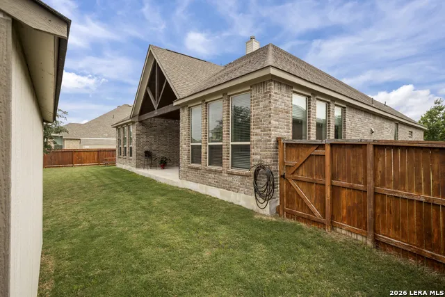 6914 Hallie Hill Schertz, TX 78154