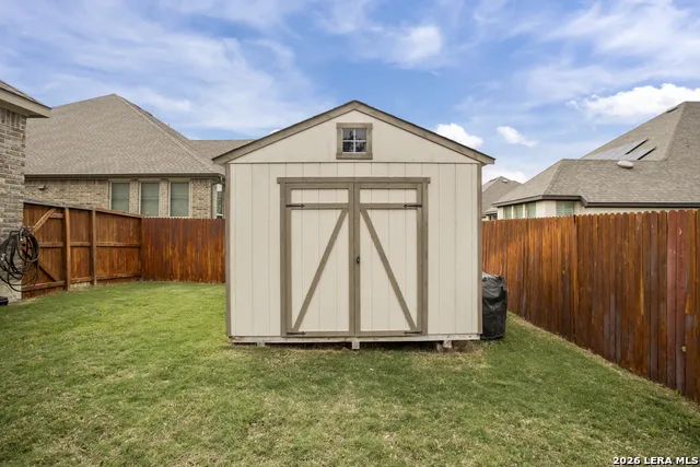 6914 Hallie Hill Schertz, TX 78154