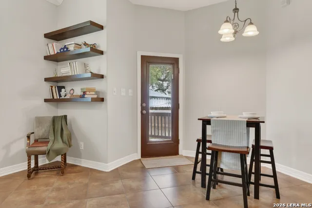 6243 Cecilyann San Antonio, TX 78253