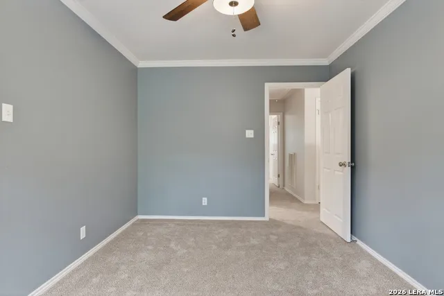946 RIVERSTONE DR San Antonio, TX 78258