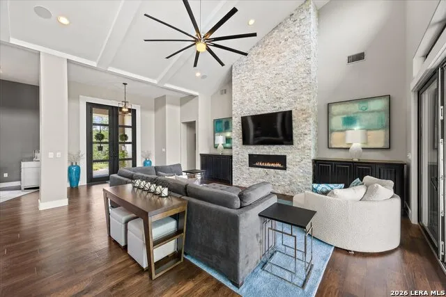117 BITTER SPGS Boerne, TX 78006