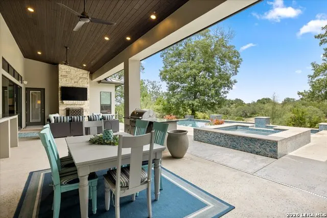 117 BITTER SPGS Boerne, TX 78006