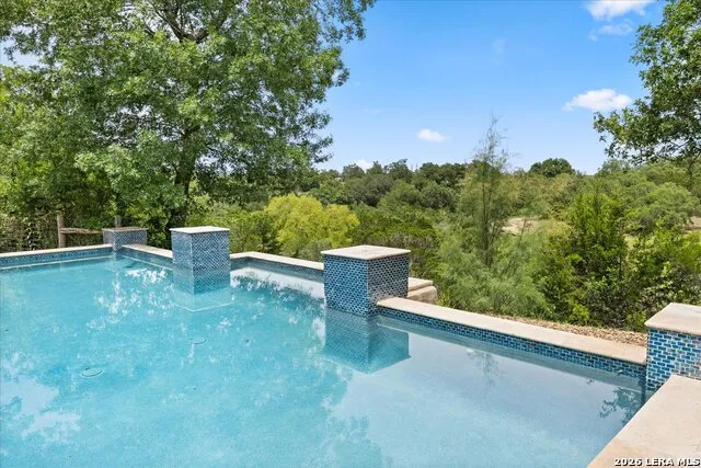 117 BITTER SPGS Boerne, TX 78006