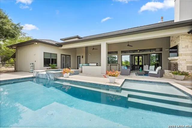 117 BITTER SPGS Boerne, TX 78006