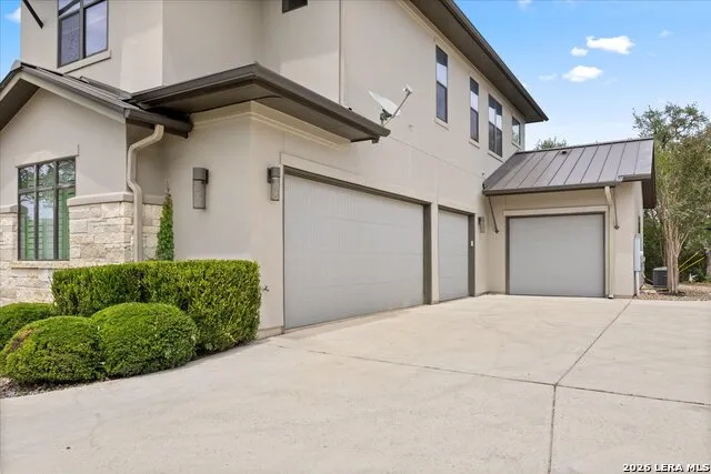 117 BITTER SPGS Boerne, TX 78006