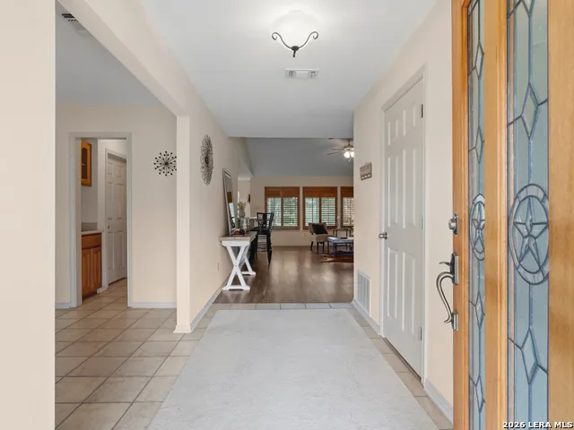 105 Whispering Oaks Dr Adkins, TX 78101