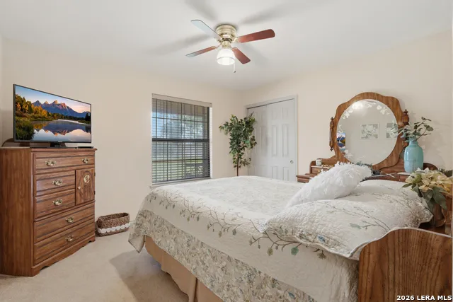 105 Whispering Oaks Dr Adkins, TX 78101