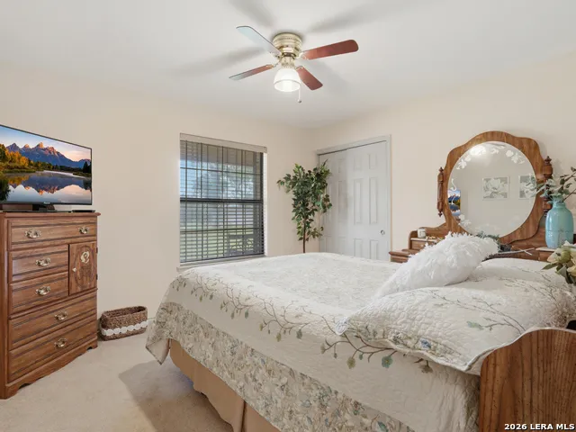 105 Whispering Oaks Dr Adkins, TX 78101