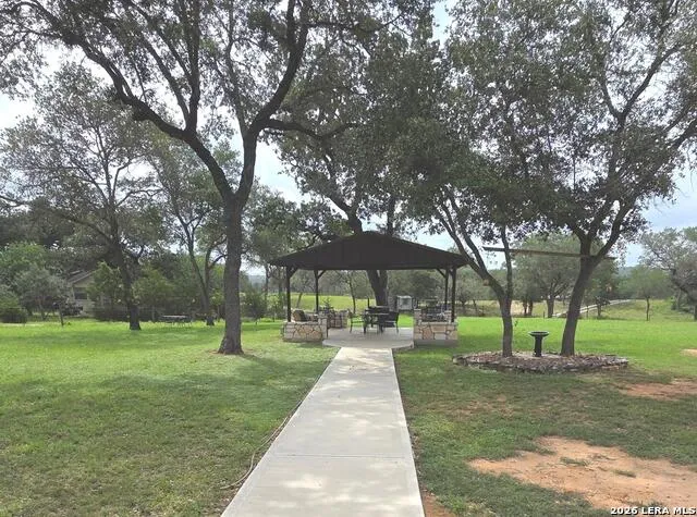 105 Whispering Oaks Dr Adkins, TX 78101