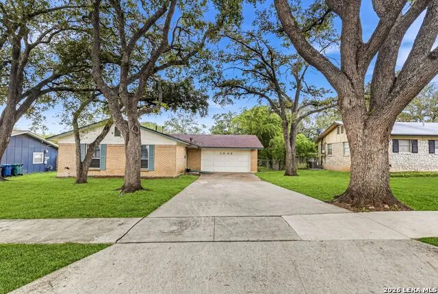 1006 CERRO ALTO DR San Antonio, TX 78213