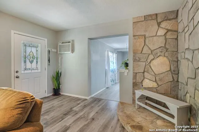 212 Way Ingram, TX 78025