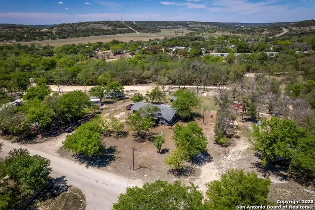 212 Way Ingram, TX 78025